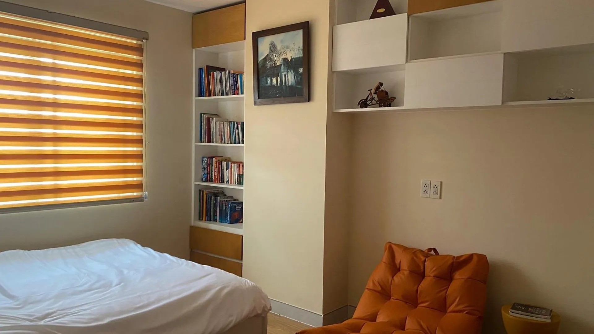 Apartment Airport Pick Up Free, Deal Lai Gia Khi Thue Dai Han Ho Chi Minh City